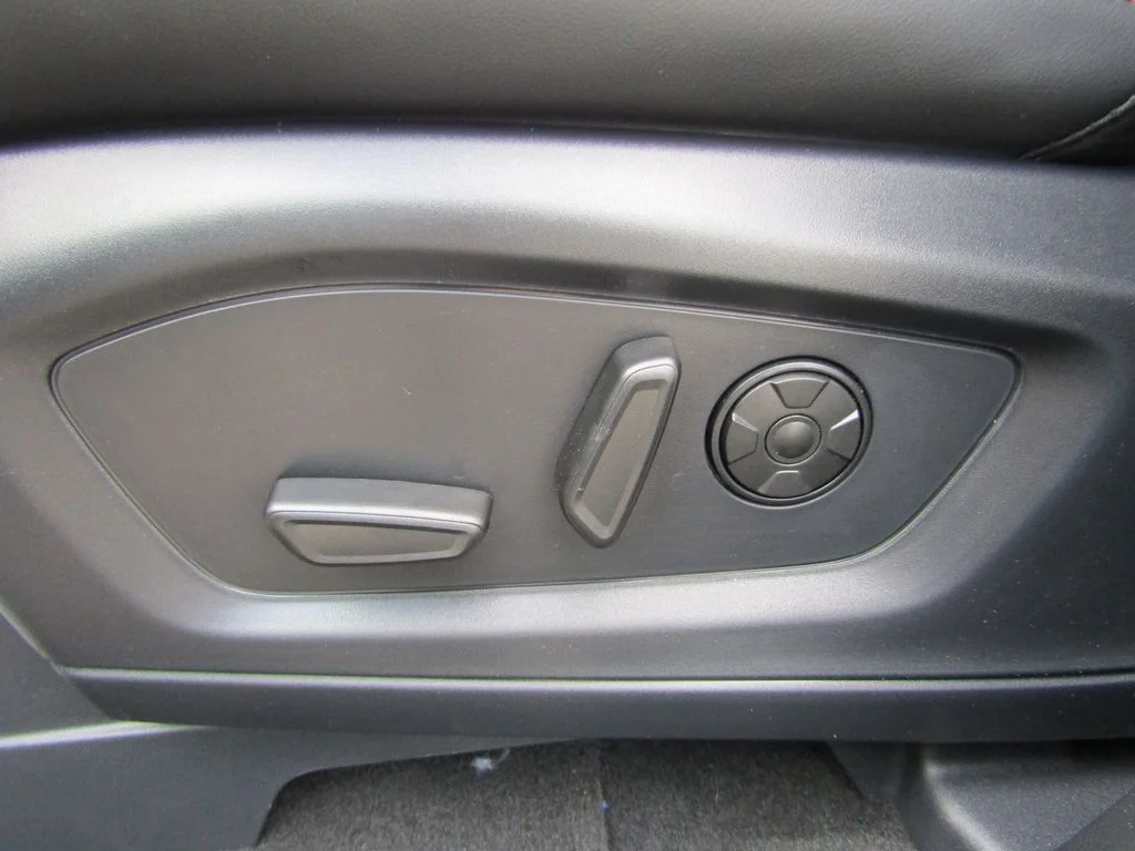 New 2026 Agate Black Metallic Ford ST image 22