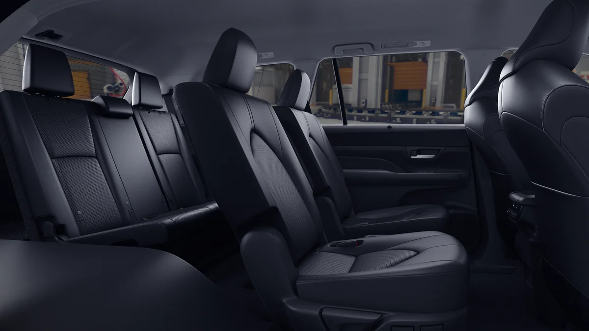 New 2026 Wind Chill Pearl Toyota XLE image 21