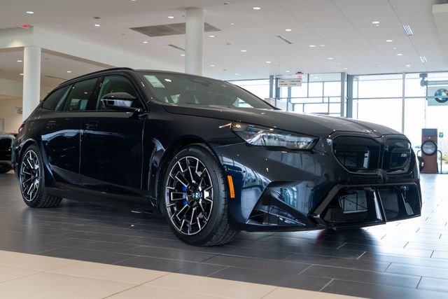 New 2026 Carbon Black Metallic BMW Base image 8