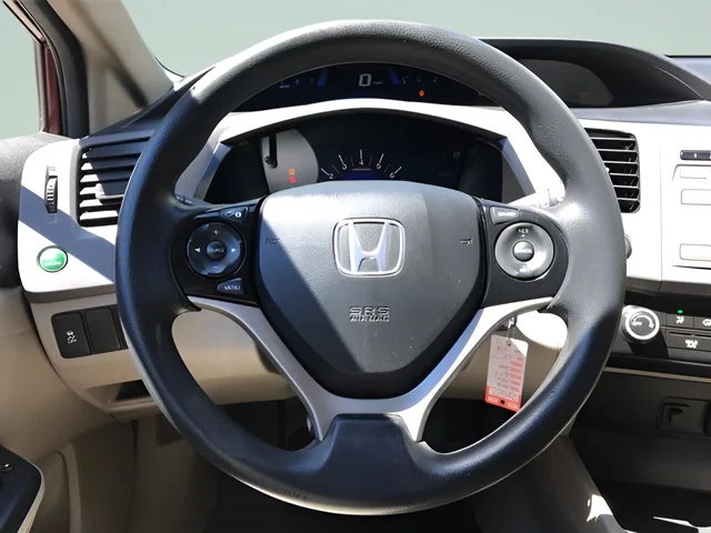 Used 2012  Honda LX image 17