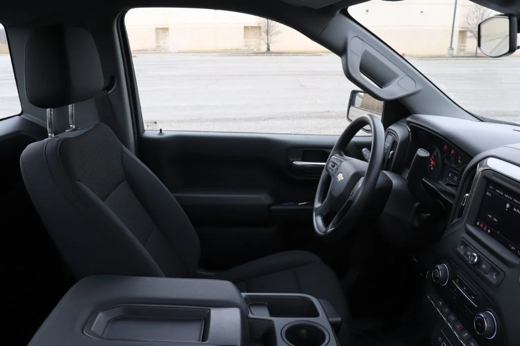 Used 2025 Summit White Chevrolet WT image 10