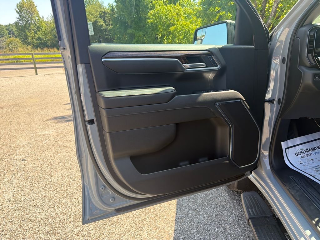 Certified Used 2024 Gray GMC Elevation image 13
