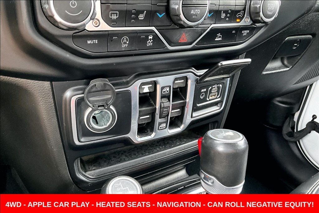 Used 2022 White Jeep Unlimited Sahara image 16