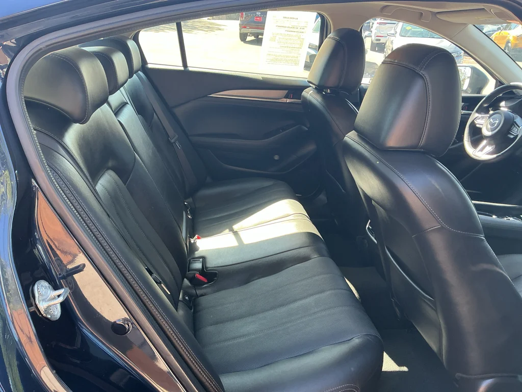 Used 2020 DEEP CRYSTAL BLUE Mazda Grand Touring Reserve image 12