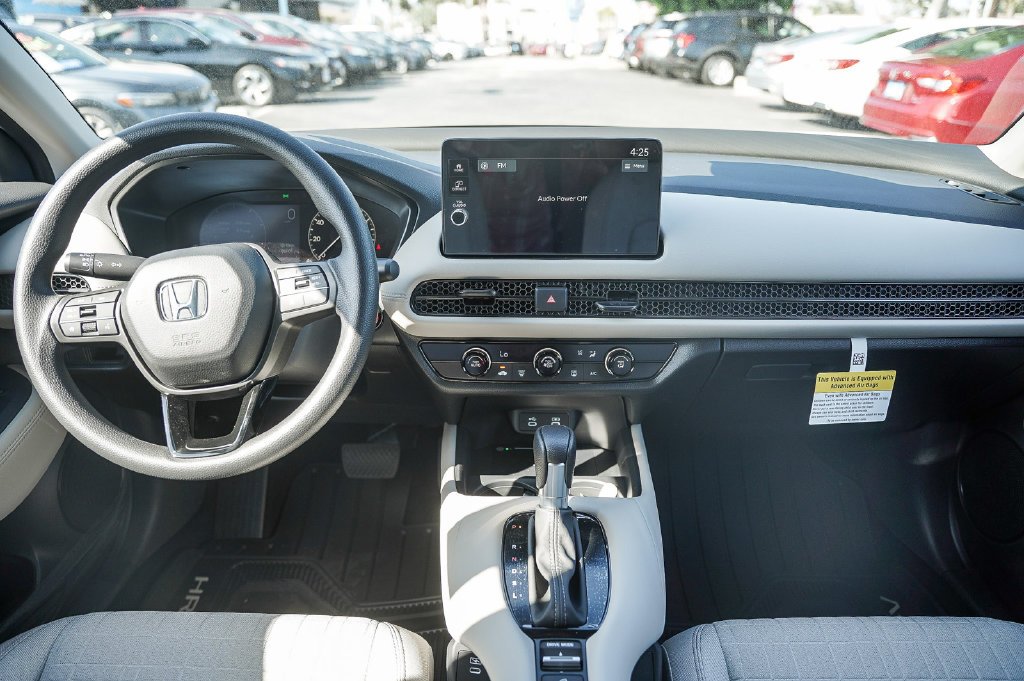 New 2027 Modern Steel Metallic Honda LX image 14