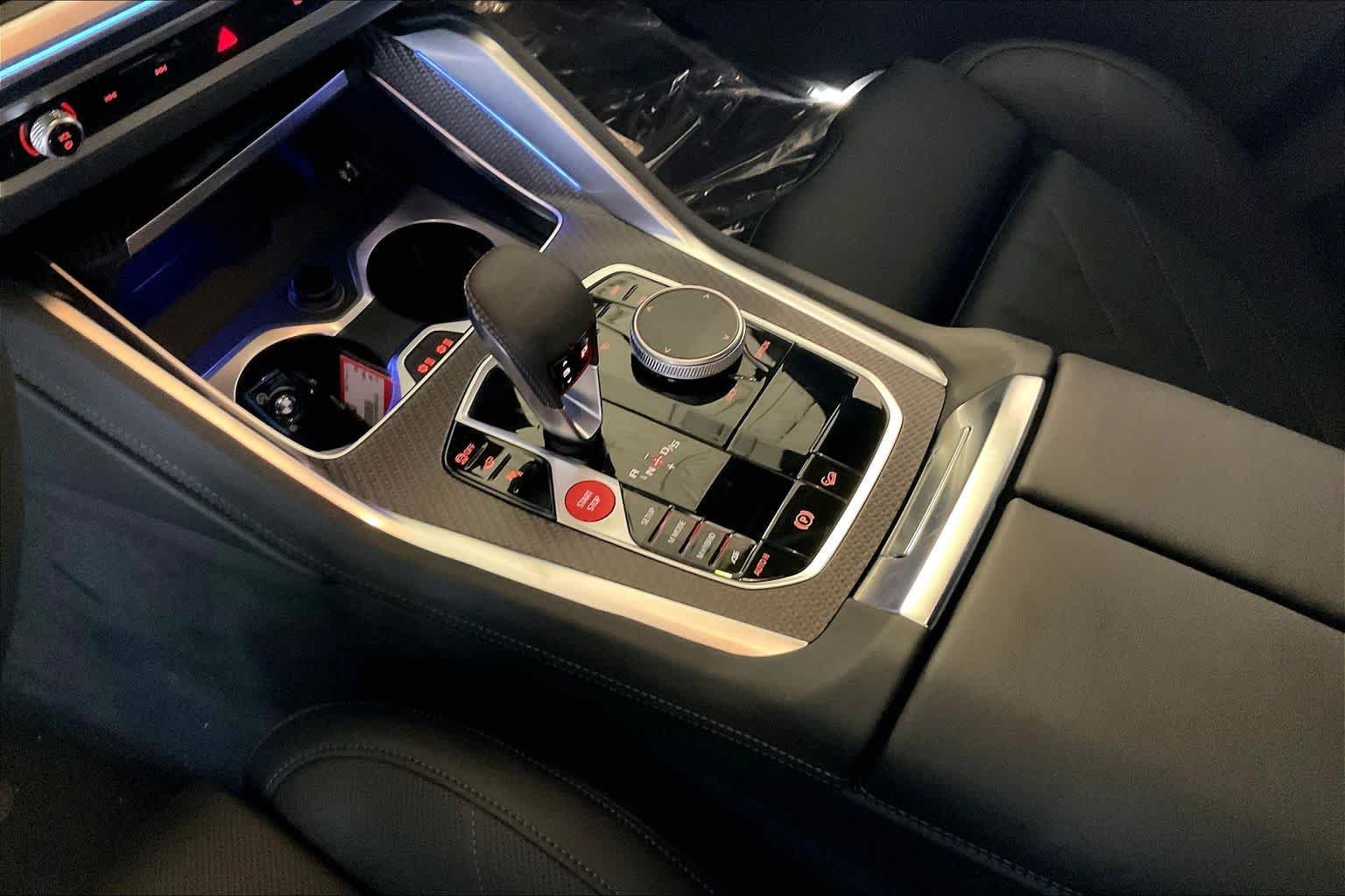 New 2026 Mineral White Metallic BMW Label image 7