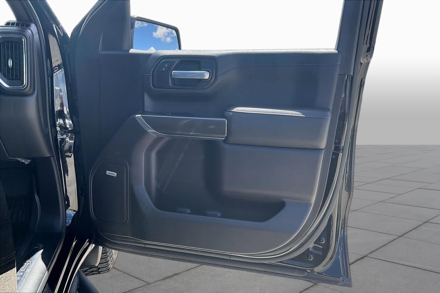 Used 2020 ONYX BLACK GMC AT4 image 19