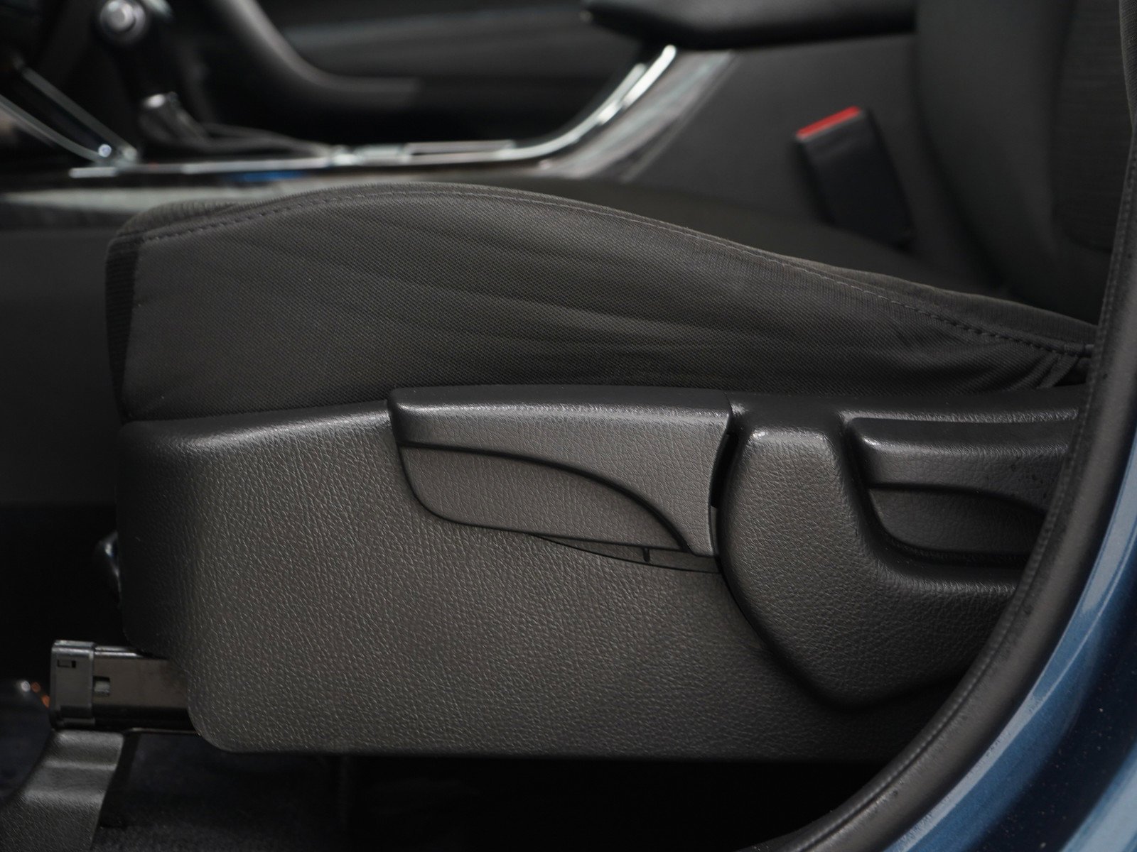 Used 2014 Wave Blue Kia 2WD 4dr I4 LX image 22