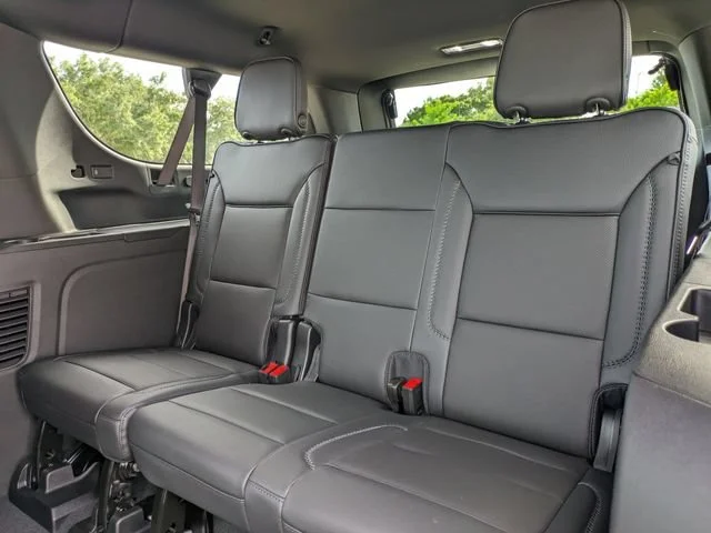 2026 GMC Yukon XL Denali - Photo 14