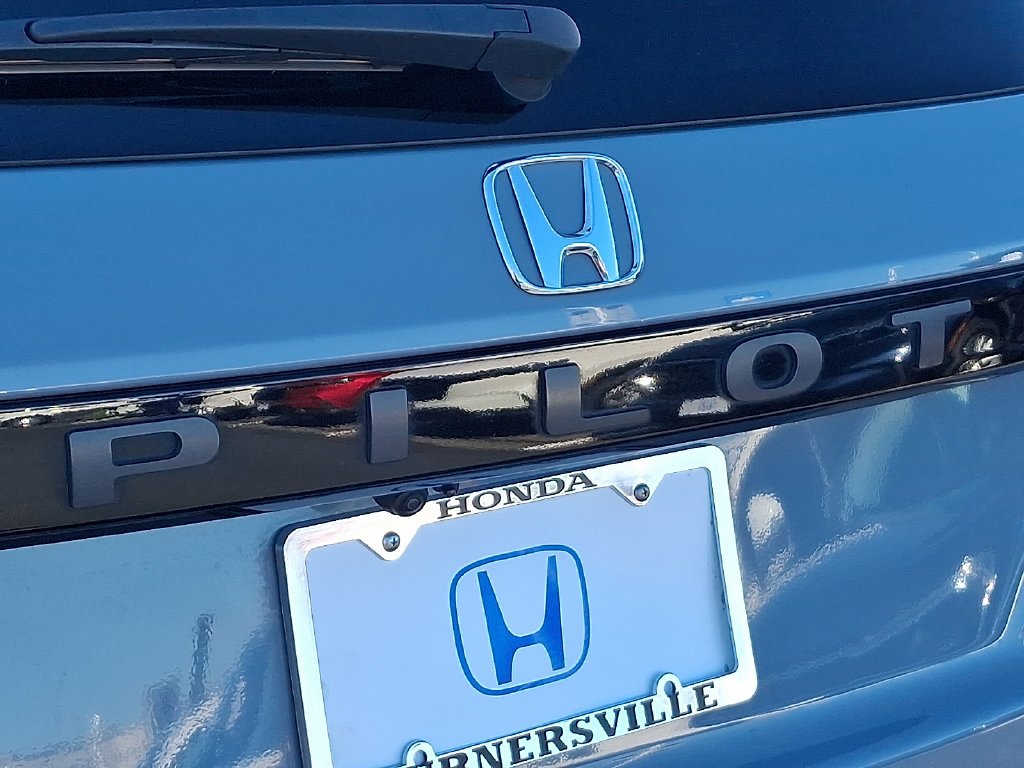 Certified Used 2023 Sonic Gray Pearl Honda AWD TRAILSPORT image 33