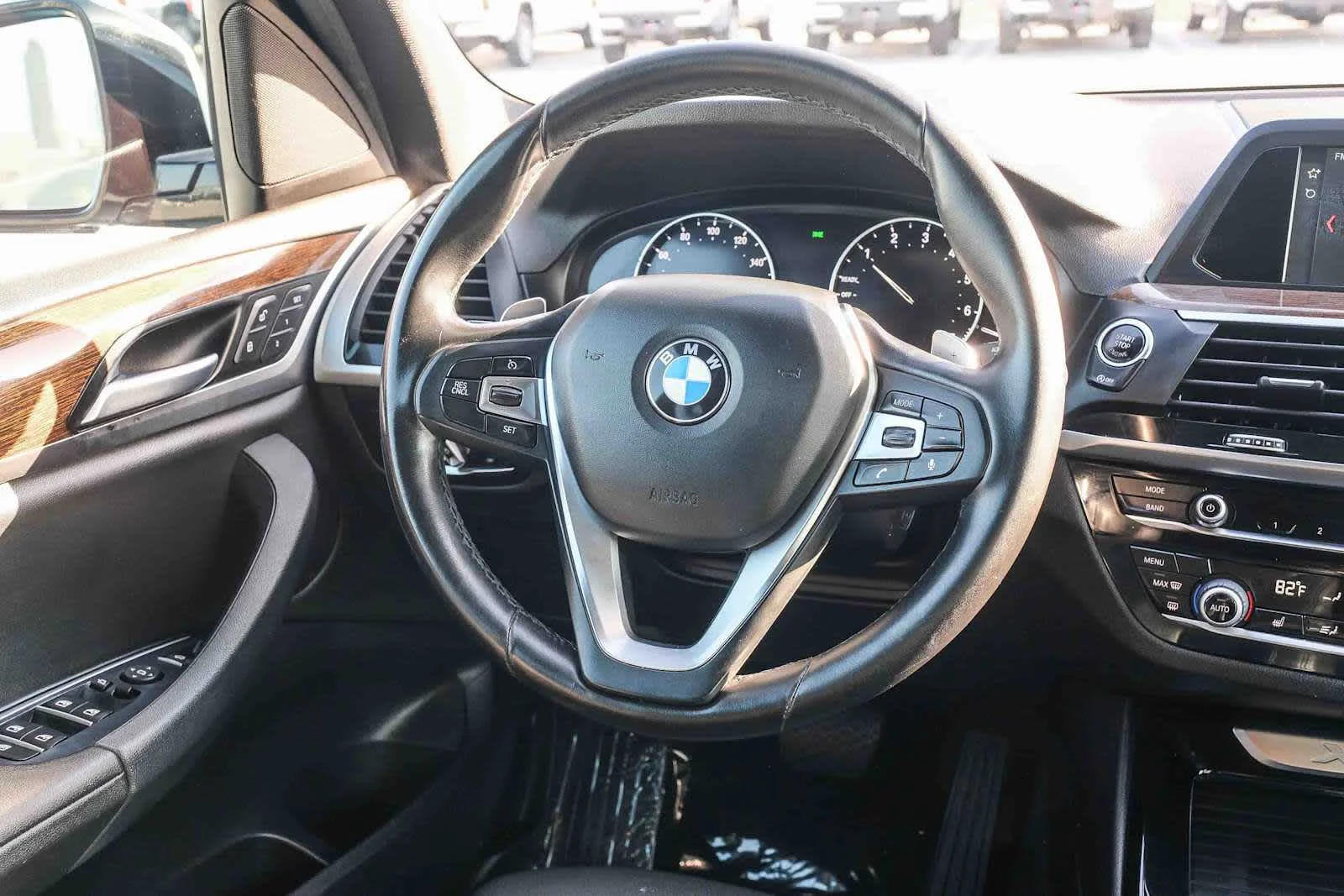 Used 2019 Alpine White BMW sDrive30i image 15