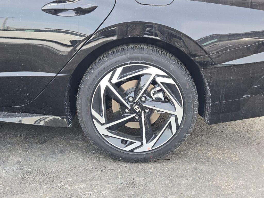 New 2026 Black Hyundai SEL Sport image 16