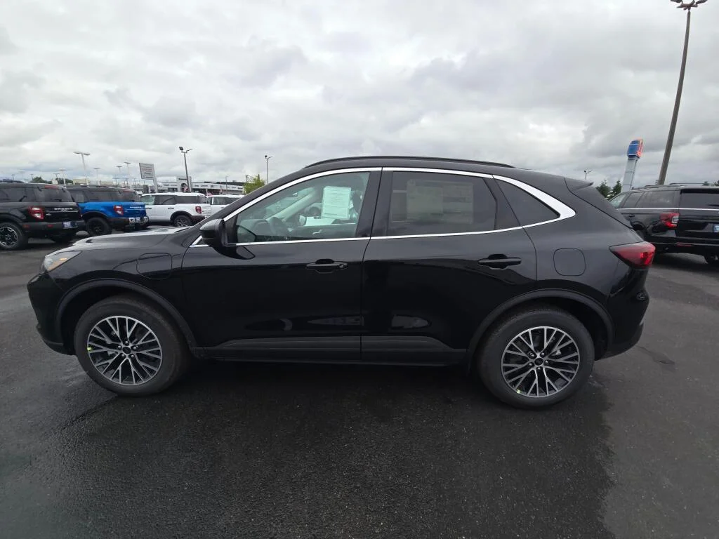 2025 Ford Escape Plug-in hybrid PHEV - Photo 16