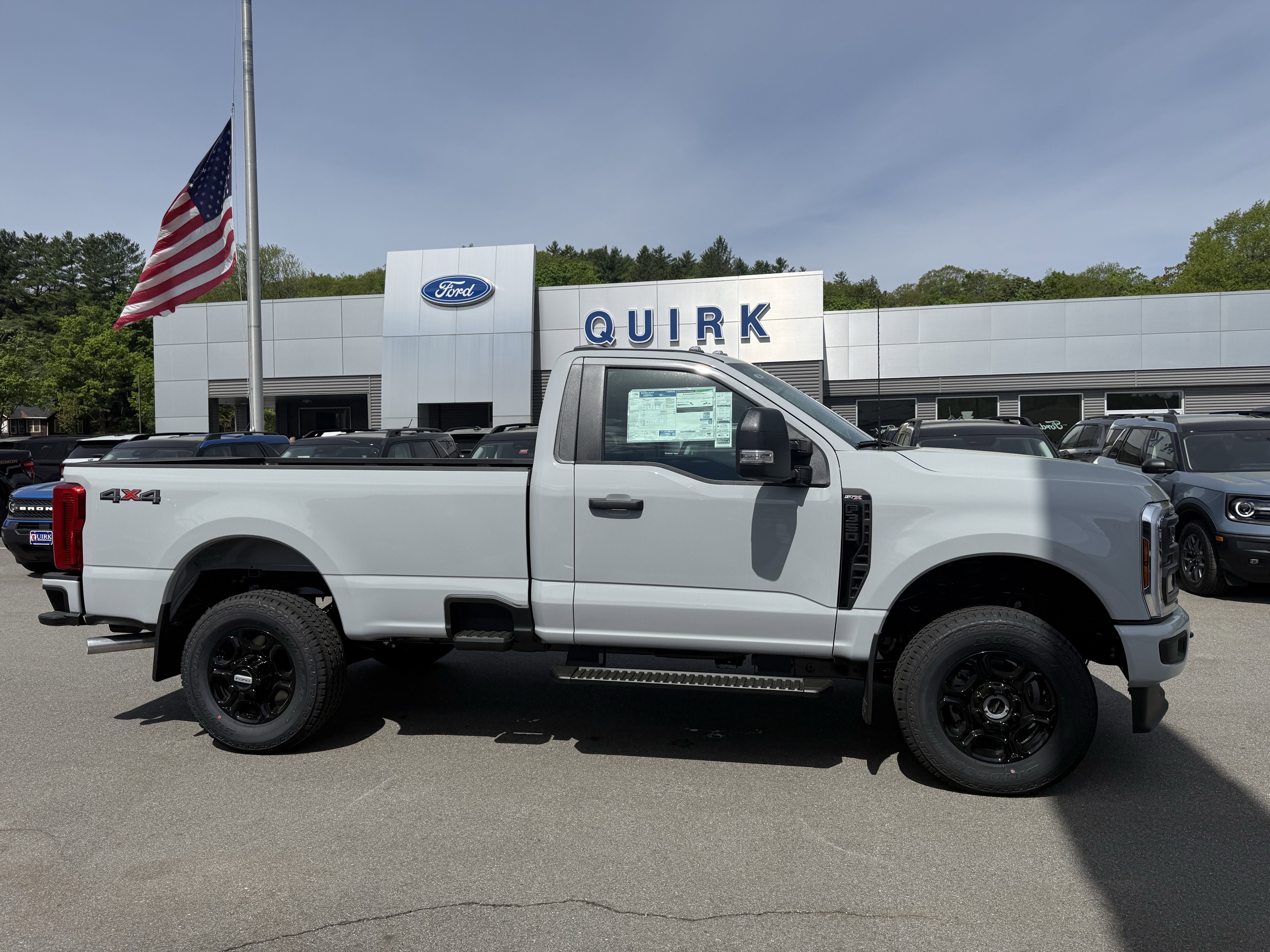 New 2026 Avalanche Ford F-350® XL image 2