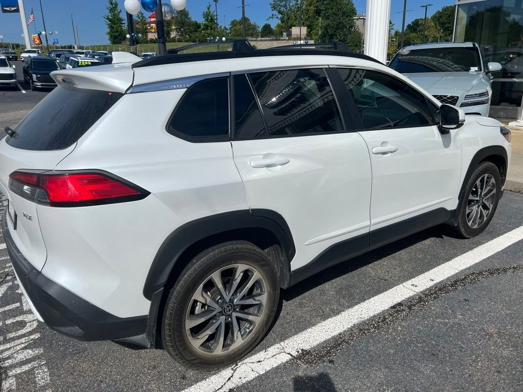Used 2024 Beige Toyota XLE image 5