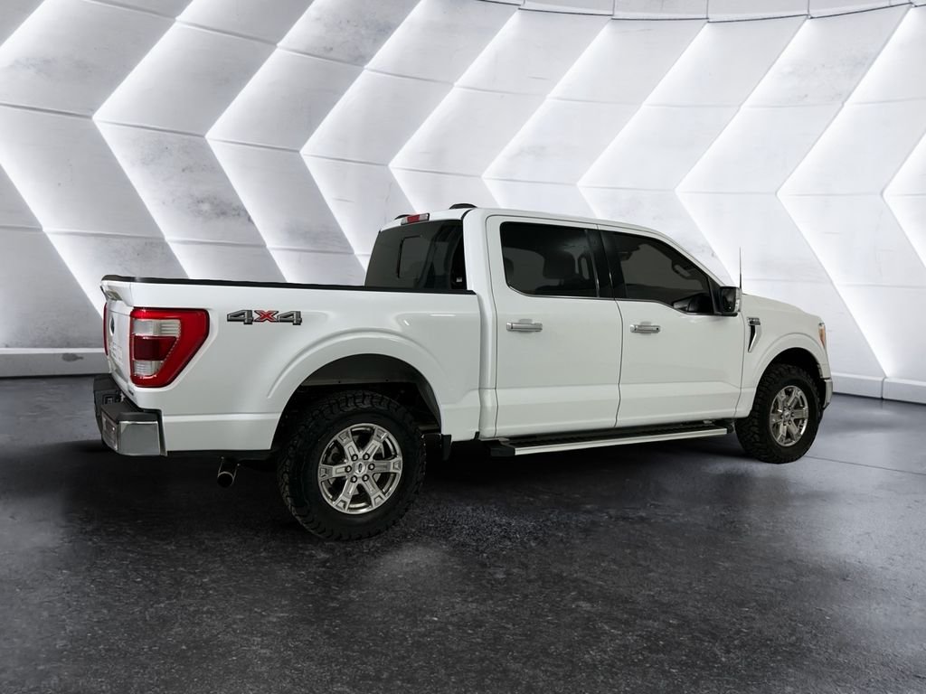 Used 2023 White Ford Lariat image 4