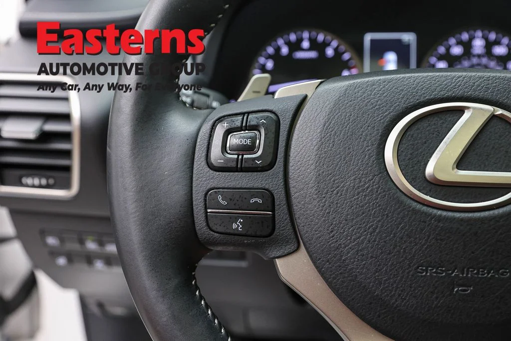 Used 2019 White Lexus 300 Base image 15