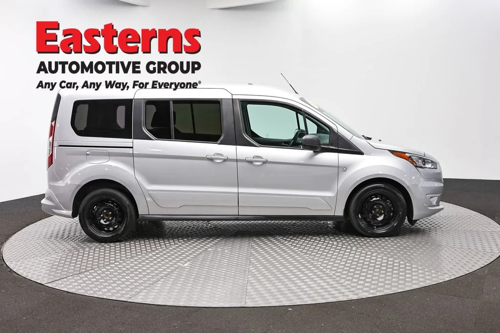 Used 2021 Silver Ford XLT image 4