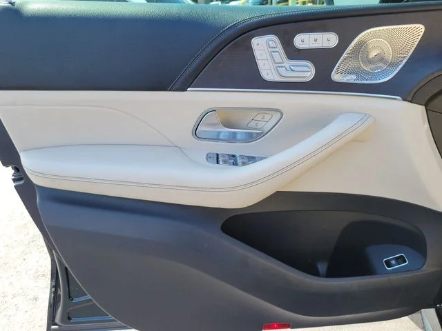Used 2021 Green Mercedes-Benz GLE 580 image 18