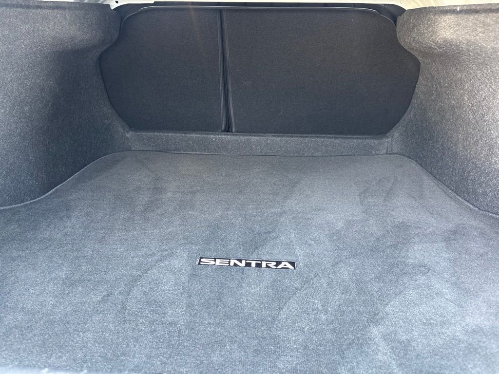 Used 2025 White Nissan SV image 32