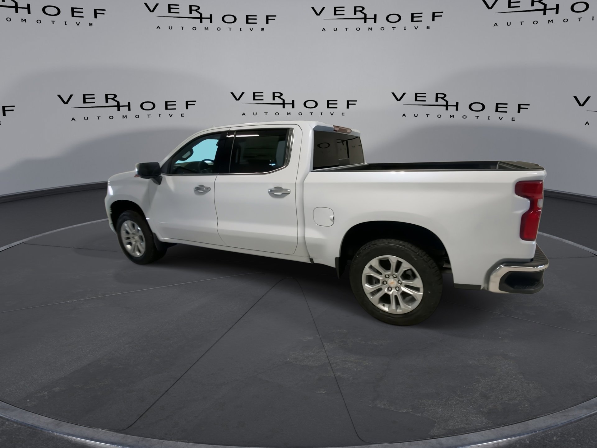 2026 Chevrolet Silverado 1500 LTZ - Photo 6