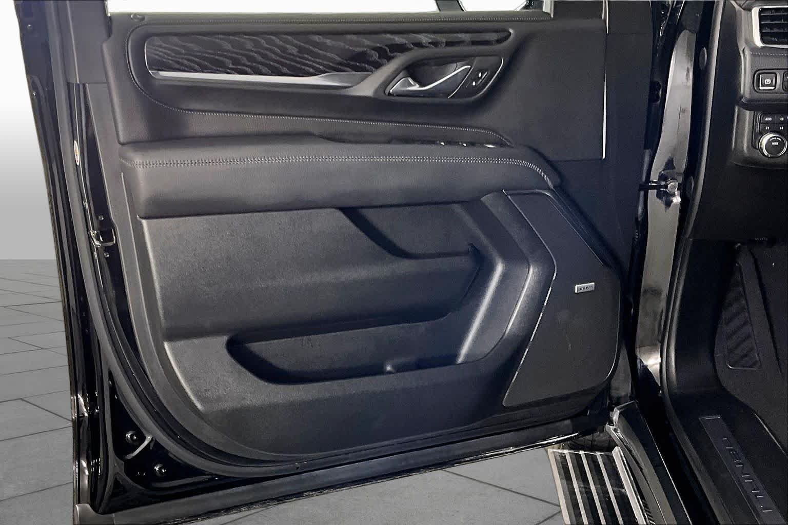 2024 GMC Yukon XL Denali - Photo 20