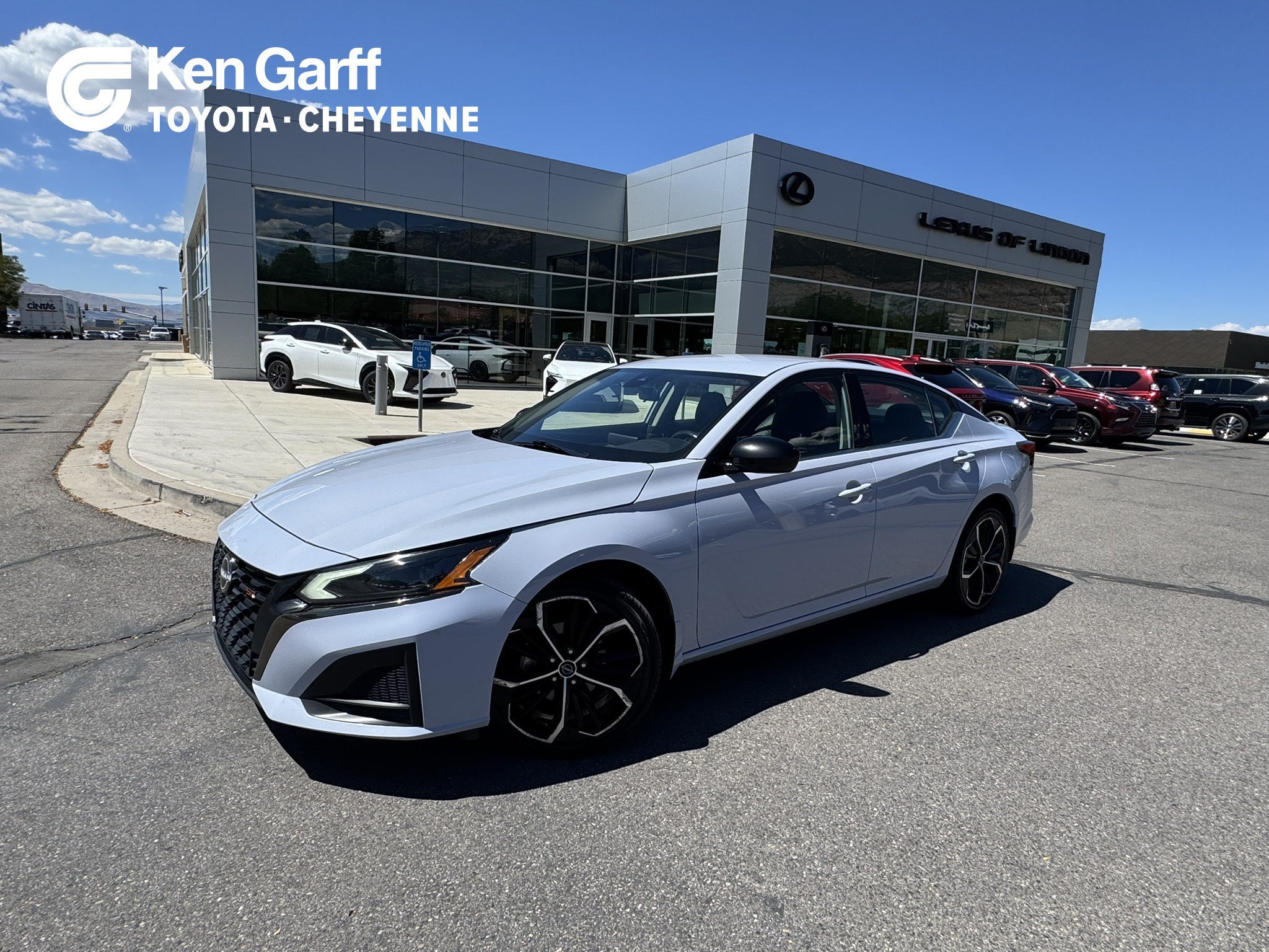 Used 2023 Gray Sky Pearl Nissan 2.5 SR image 1