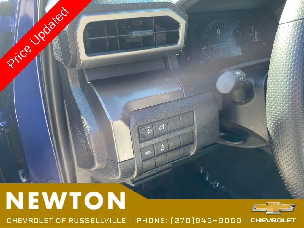 Used 2025 Blue Toyota SR5 image 7