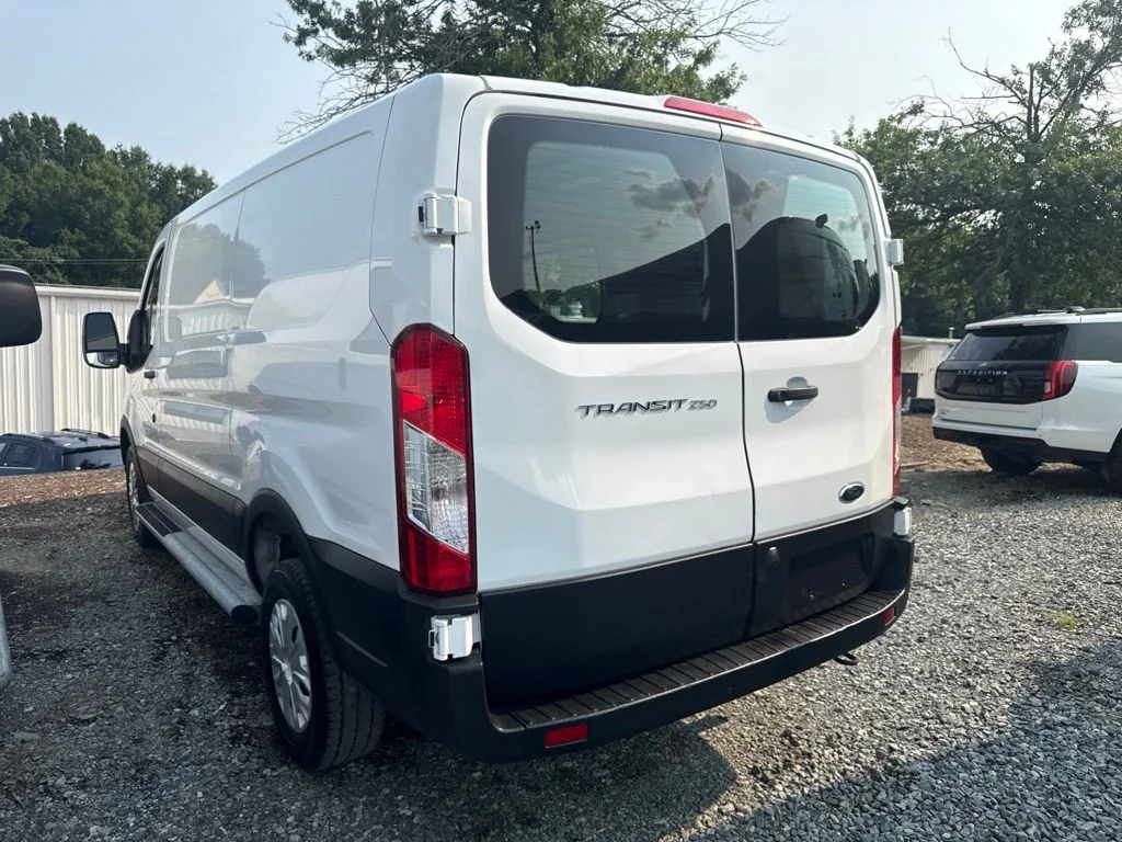 Used 2025 White Ford Base image 4