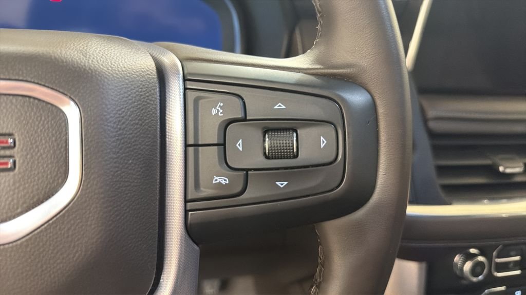 Used 2024 Black GMC SLT image 20