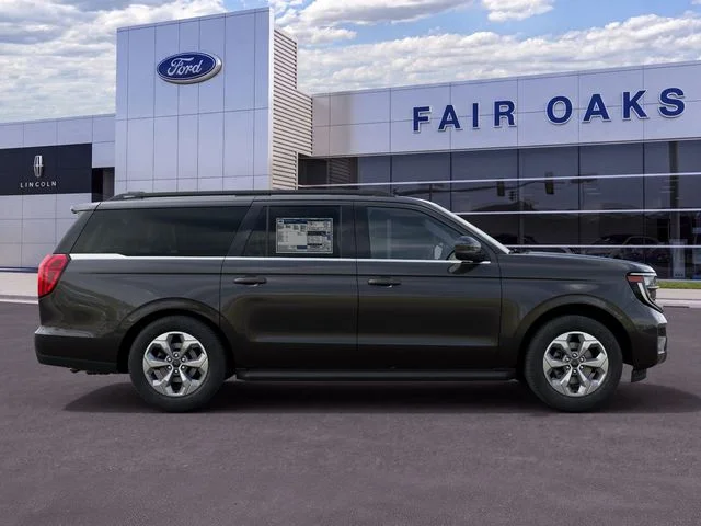 New 2027 Dark Matter Gray Metallic Ford Active image 5