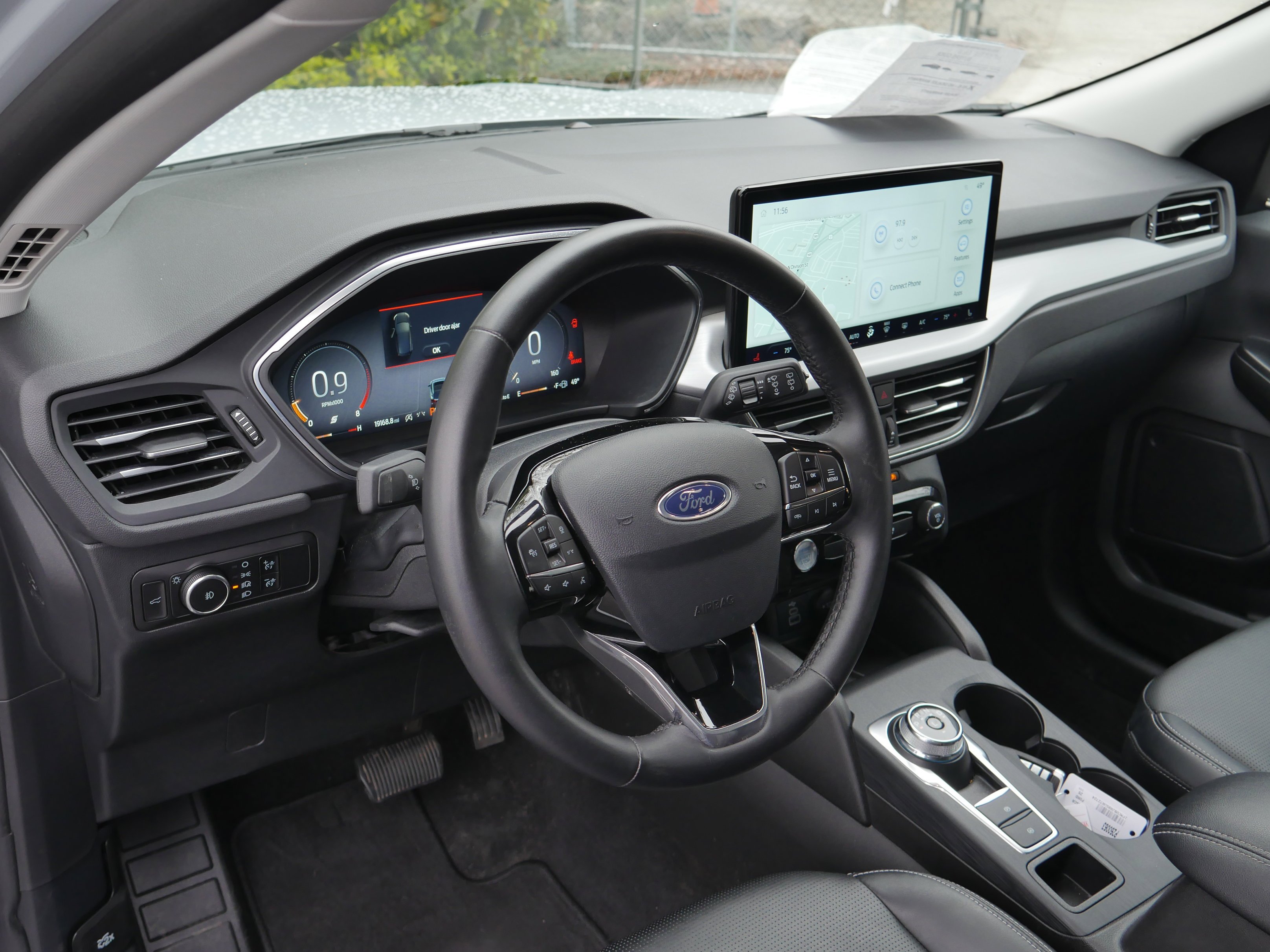 Used 2025 Space Silver Metallic Ford Platinum image 4
