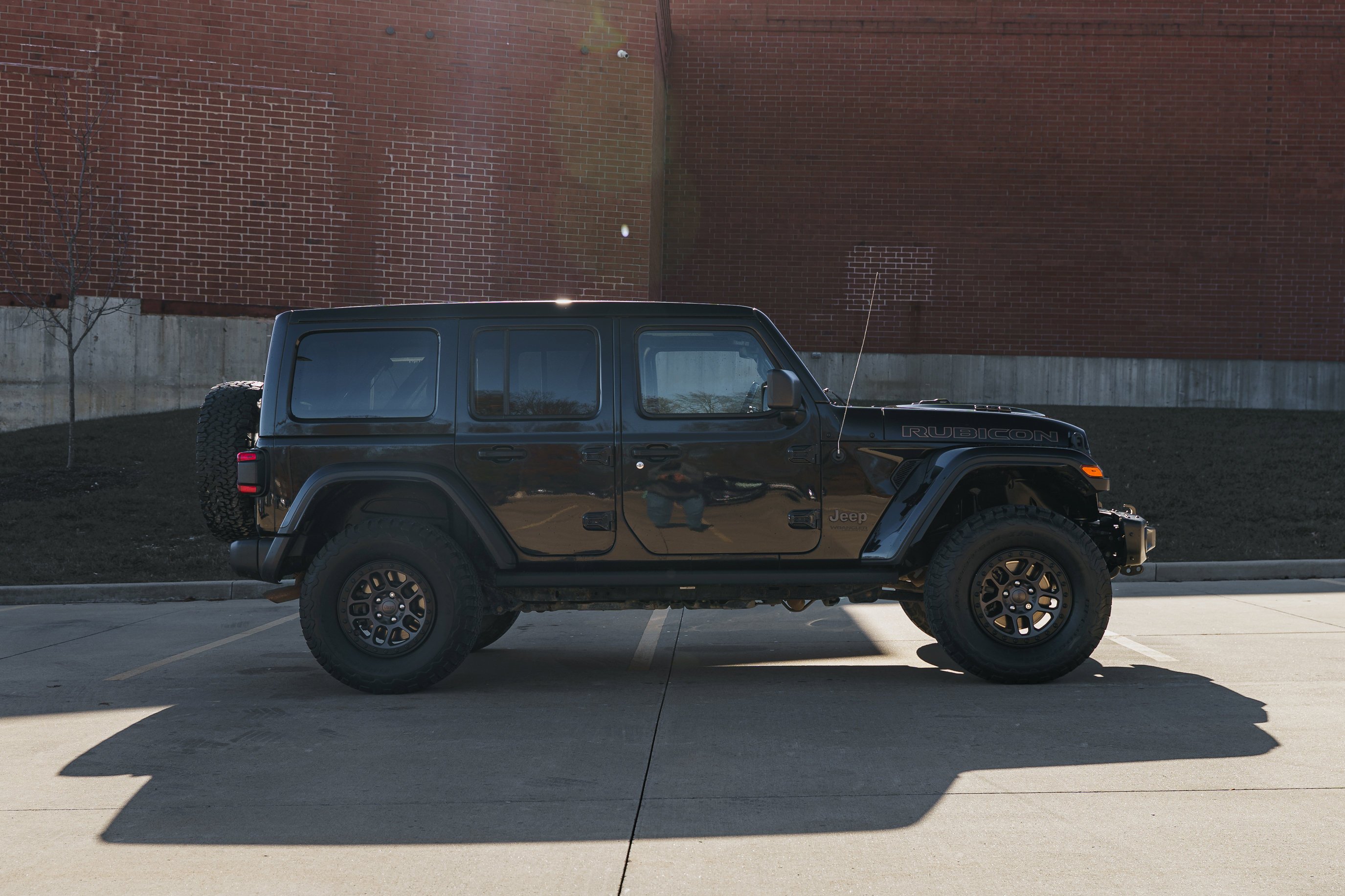 Used 2021 Black Clearcoat Jeep Unlimited Rubicon 392 image 3
