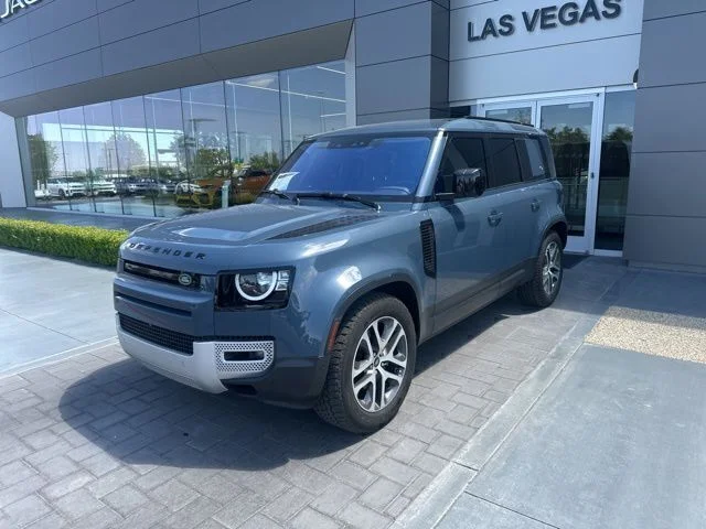 2020 Land Rover Defender S's photo