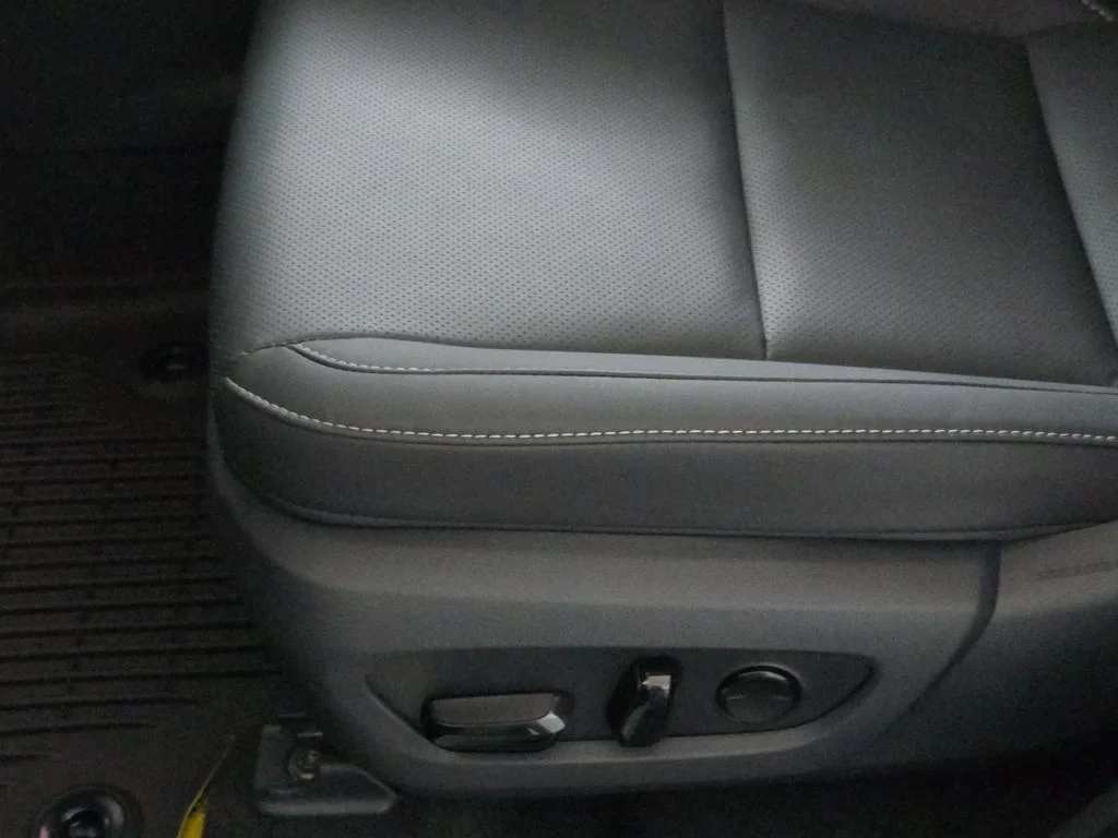 New 2026 Cloudburst Gray Lexus PREMIUM image 27