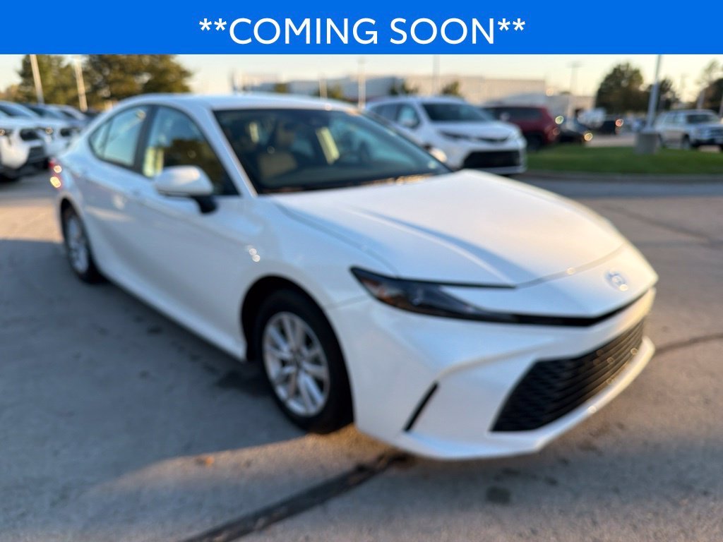 Used 2025 White Toyota LE image 3