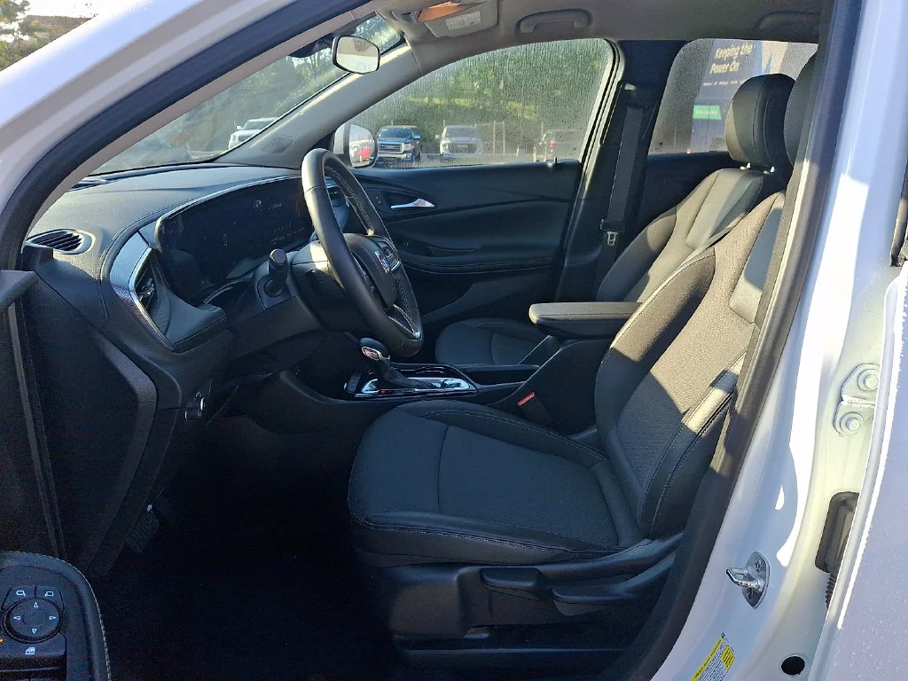 2025 Buick Encore GX Preferred - Photo 13