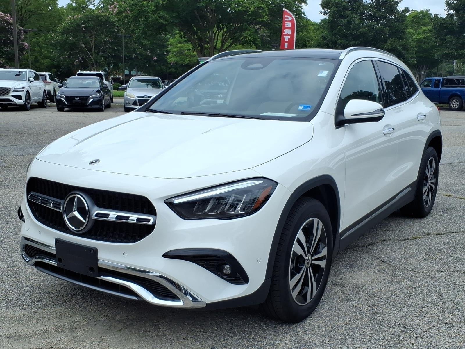 Used 2026 Polar White Mercedes-Benz GLA 250 image 1