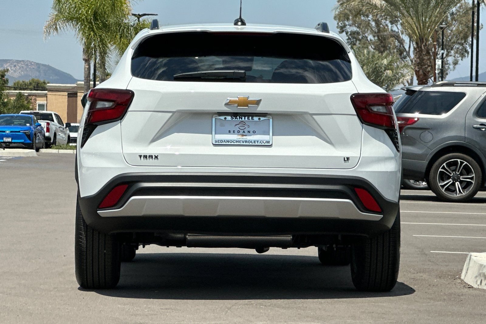 New 2026 Summit White Chevrolet LT image 5
