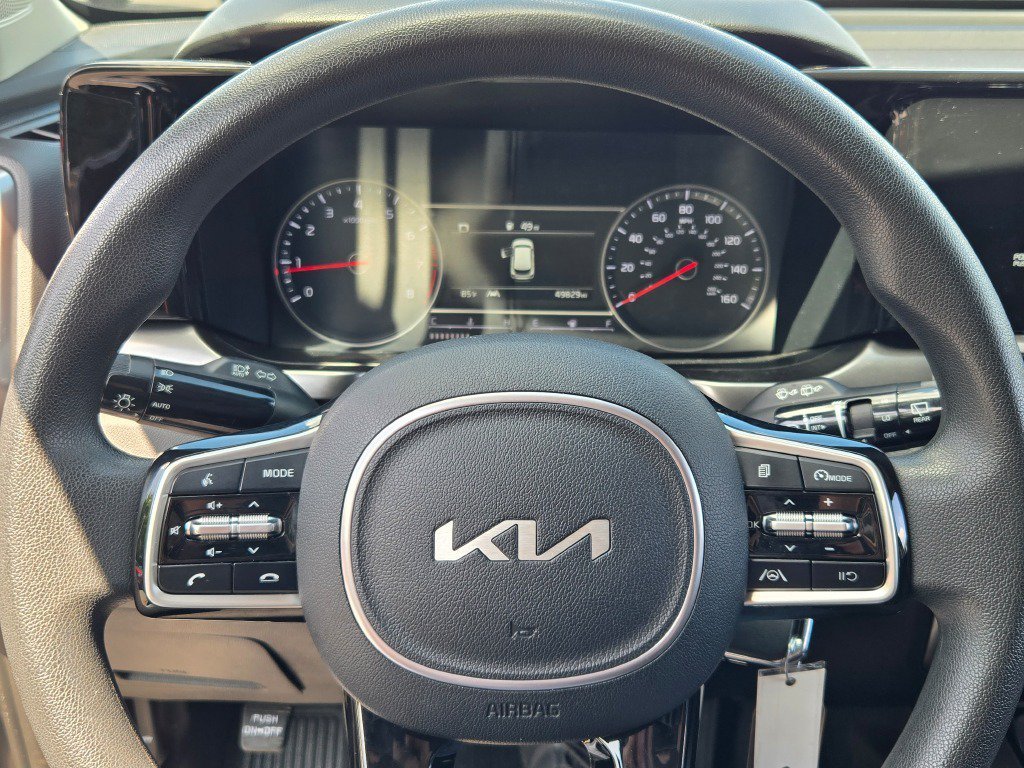 2022 Kia Sorento LX - Photo 30