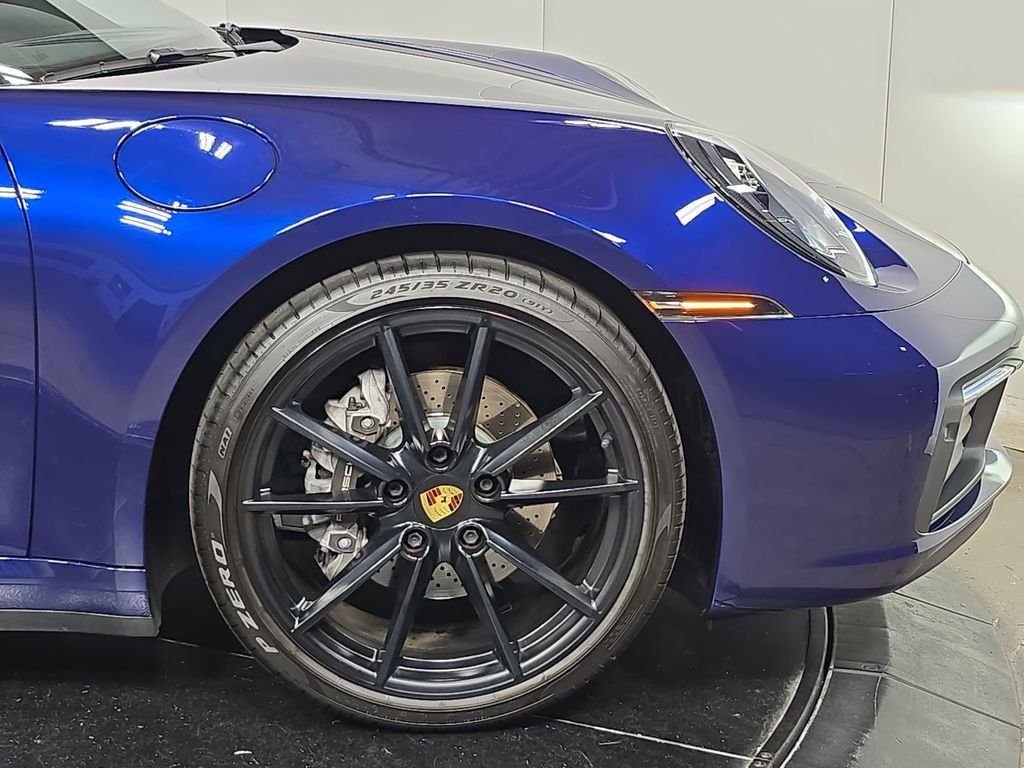 Used 2021  Porsche Carrera image 11