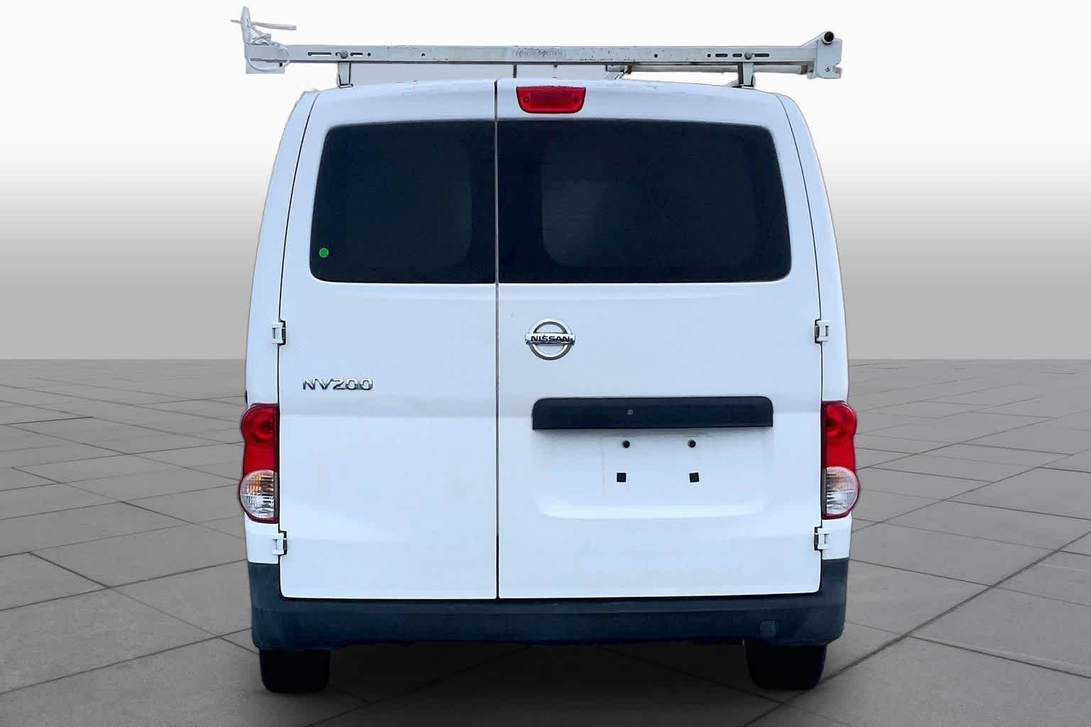 Pre-Owned 2015 Nissan NV200 S