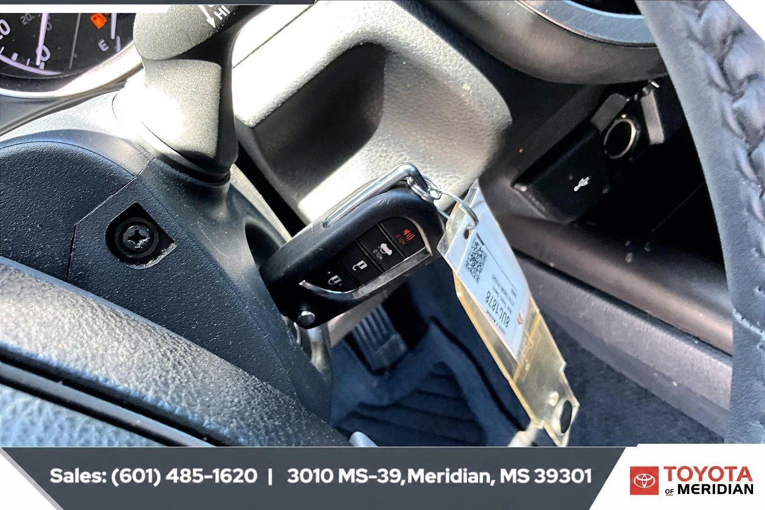 Used 2024 Midnight Black Metallic Toyota SE image 9