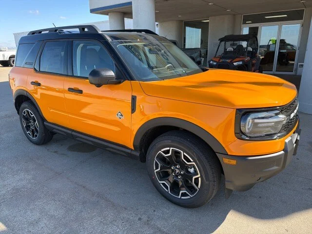 New 2026 Orange Fury Metallic Tri-Coat Ford Outer Banks® image 36