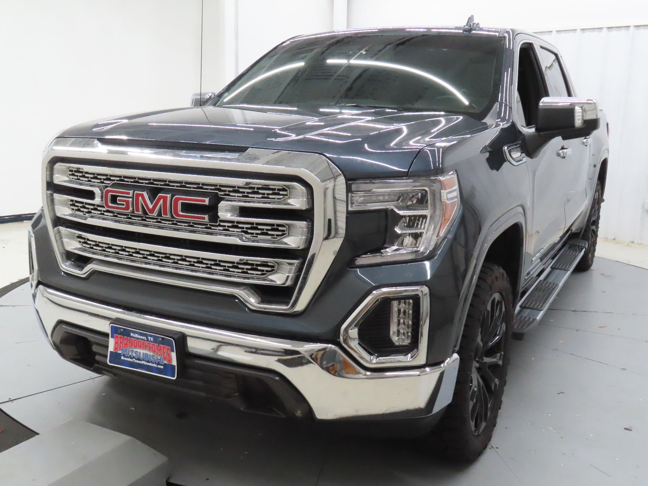 Used 2022 Blue GMC SLT image 8