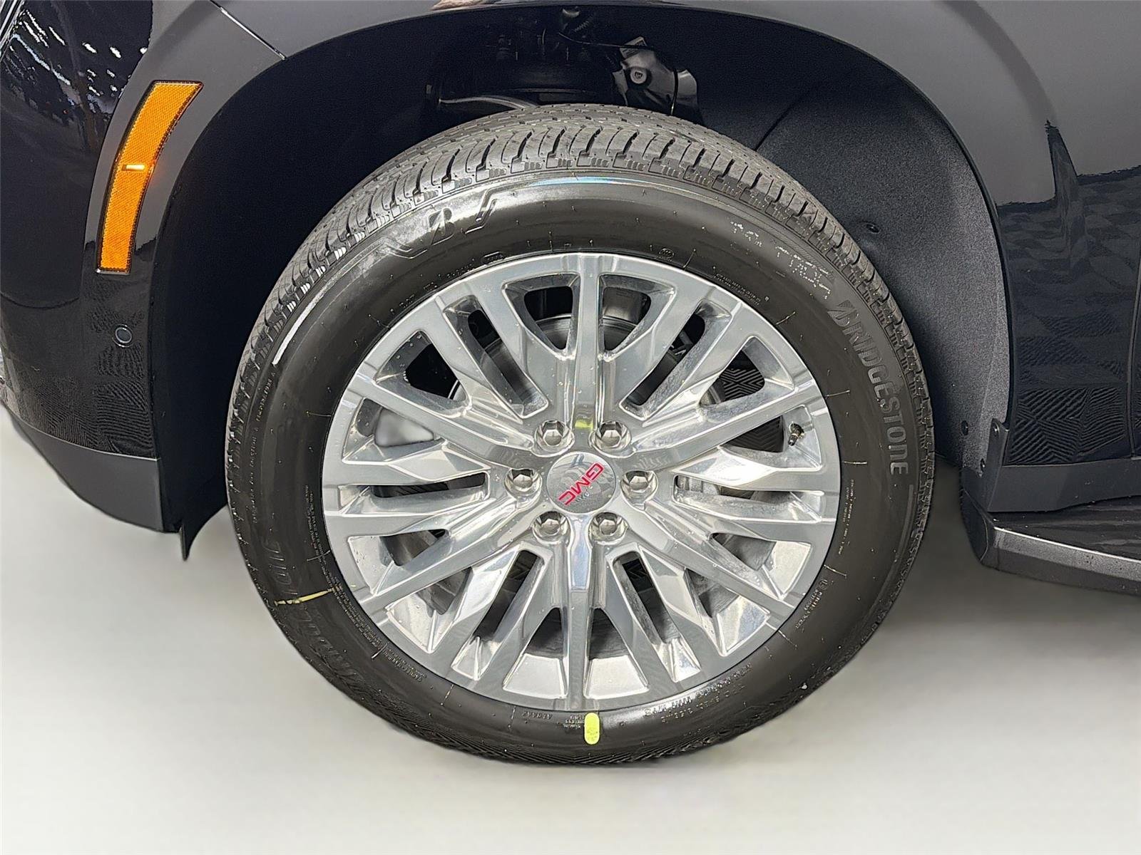 2026 GMC Yukon XL Denali - Photo 34