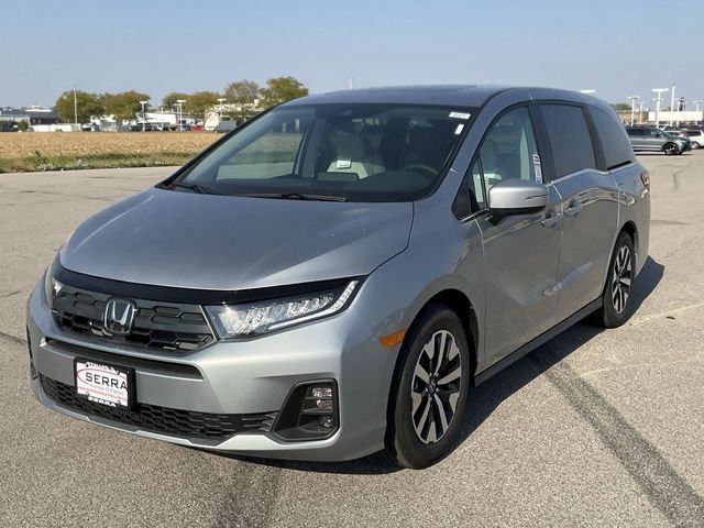 Certified Used 2026 Solar Silver Metallic Honda EX-L image 10