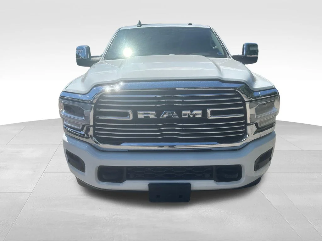 Used 2023 White Ram Laramie image 36