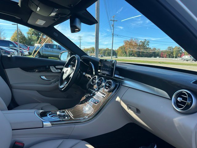 Used 2018 Silver Mercedes-Benz C 300 image 29