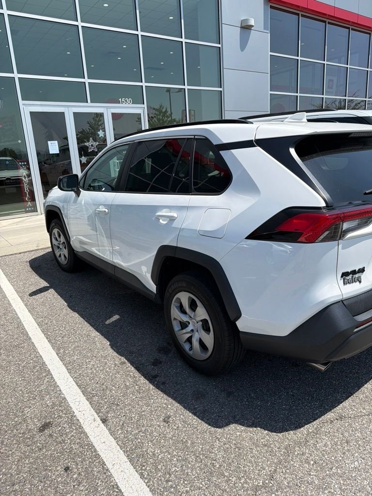 Used 2021 White Toyota LE image 4